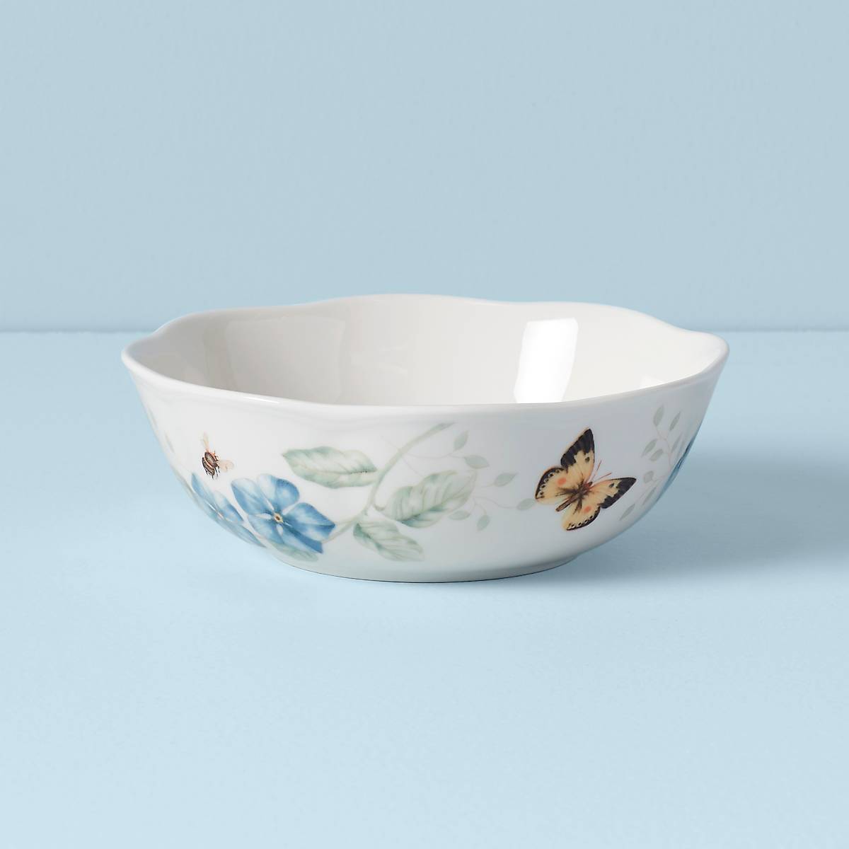Scalloped Porcelain All-Purpose Bowl - Image 3