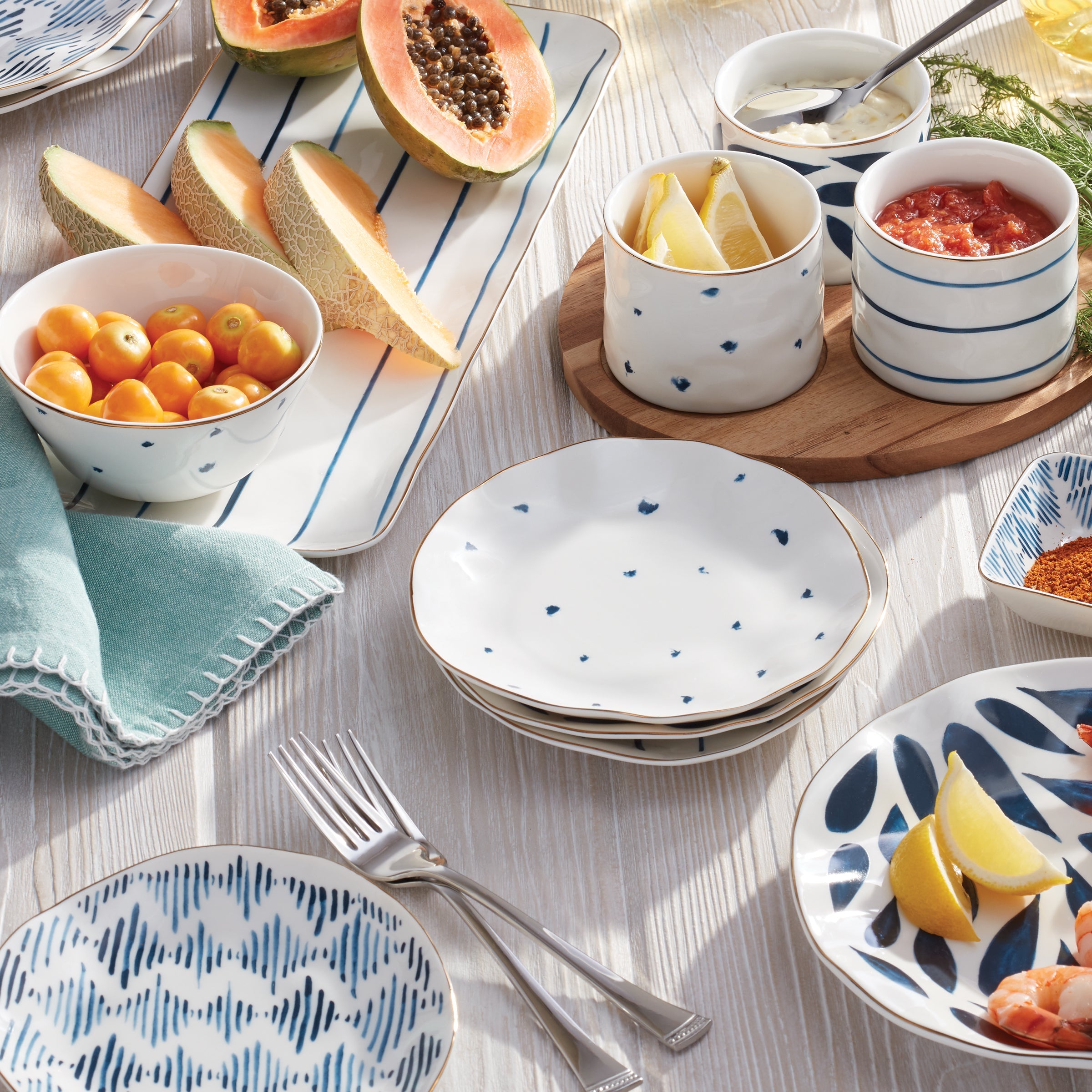 Modern Pattern Tidbit Decorative Plates, Set of 4 - Image 4